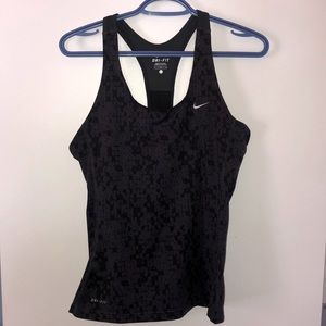 Nike βοΈ ποΈ top